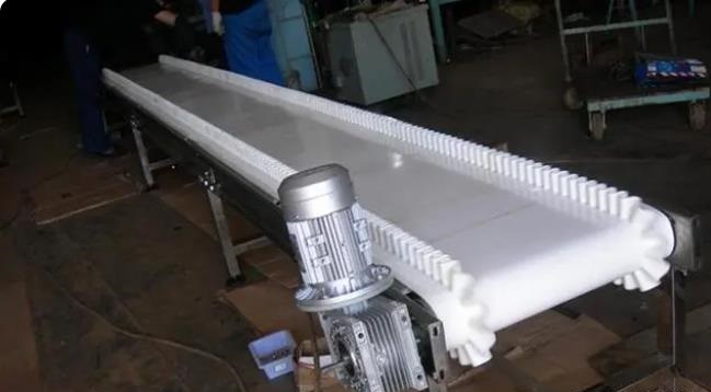 宿州Z型裙邊皮帶上料機